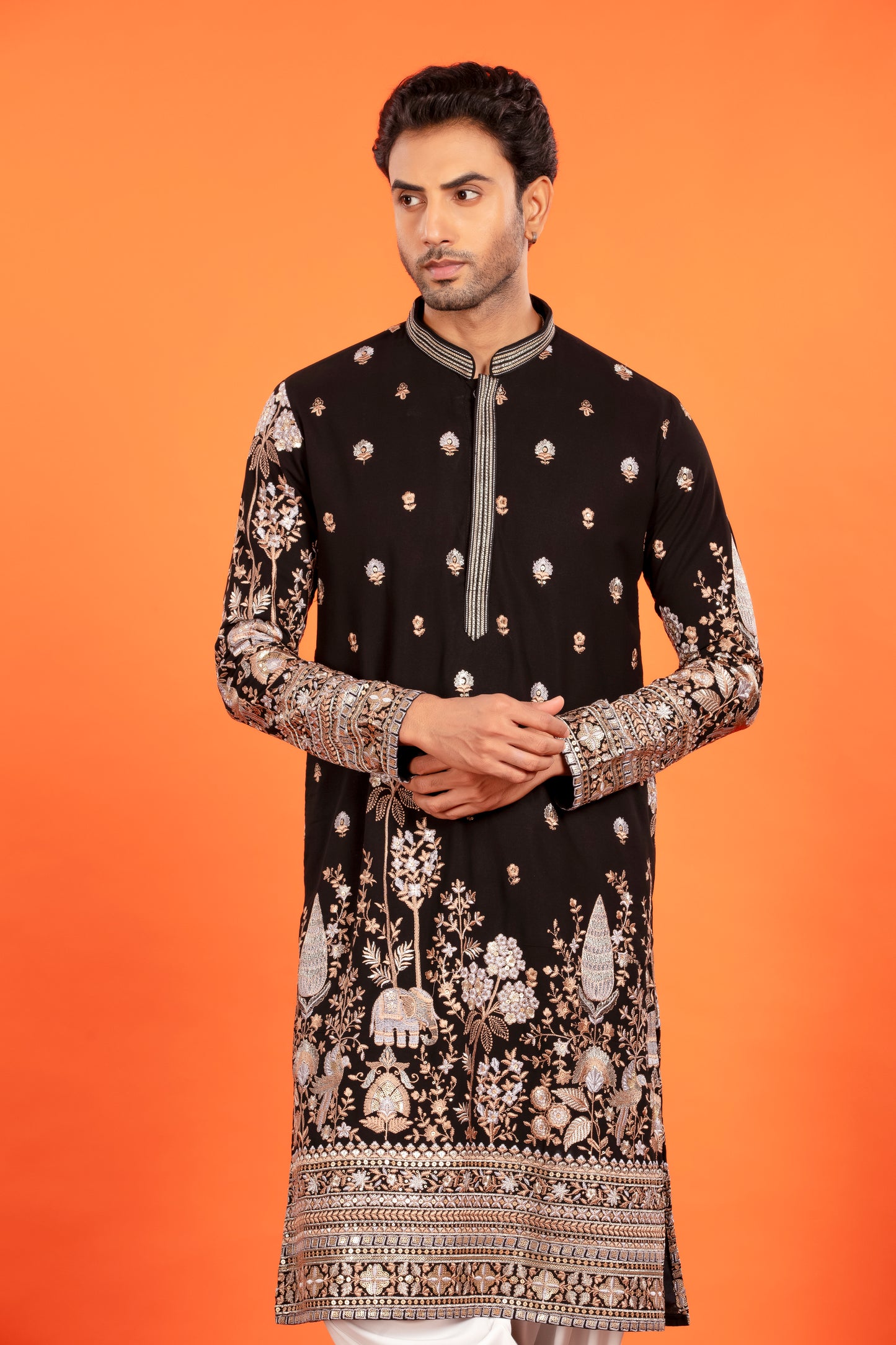 Rehansh – Regal Black Heritage Embroidered Kurta with Patiala