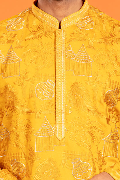 Aarvay – Golden Ochre Heritage Kurta with Patiala