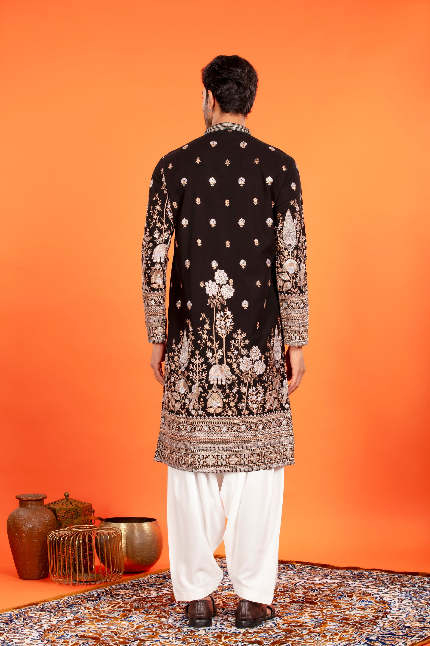 Rehansh – Regal Black Heritage Embroidered Kurta with Patiala