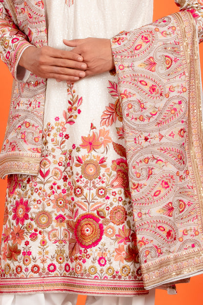 Aarin – Ivory Bloom Embroidered Kurta Patiala Set with Dupatta