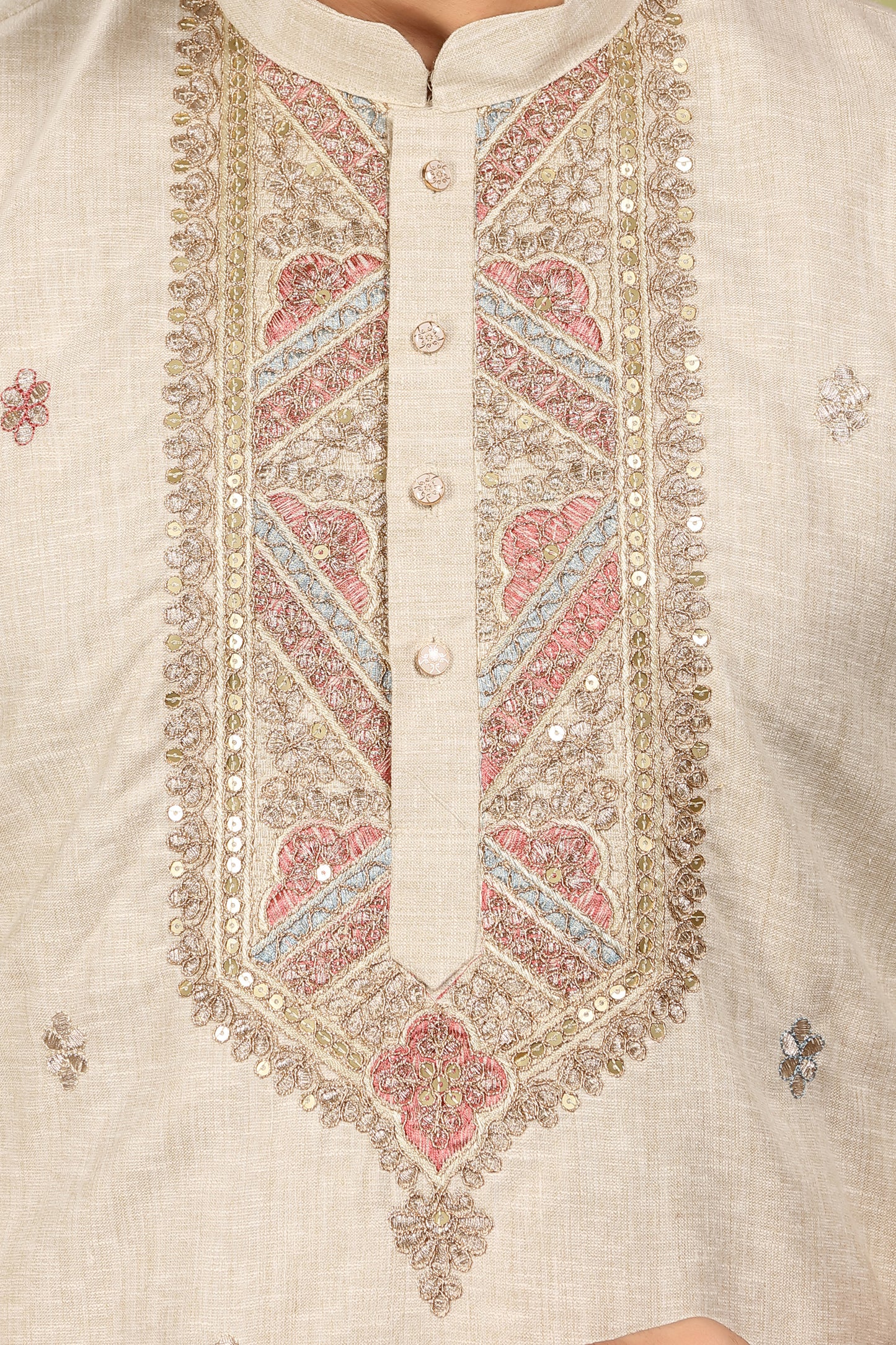 Zarvan – Antique Ivory Yoke Embroidered Cotton Linen Kurta