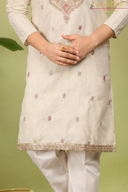 Zarvan – Antique Ivory Yoke Embroidered Cotton Linen Kurta